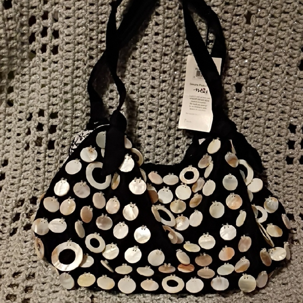 Mad Style Elegant Black and White Mother Of Pearl/Natural Horn Purse